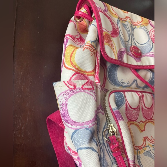 Coach Poppy Scribble Backpack - Picture 3 of 8